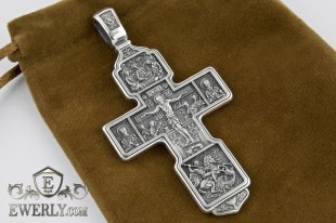 Нательный мужской крест с чернением, фото