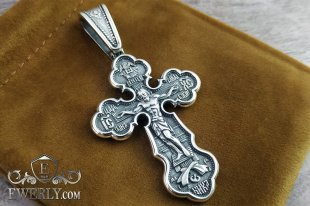 Мужской крест из серебра с чернением, фото