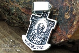 Мужская серебряная ладанка с чернением, фото