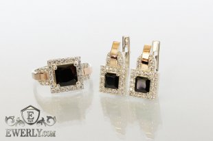 Серебряные серьги и кольцо с чёрными камнями, фото