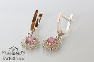 Серёжки из серебра с розовыми камнями для девушки, фото