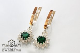 Серёжки из серебра с зелёными камнями для девушки, фото